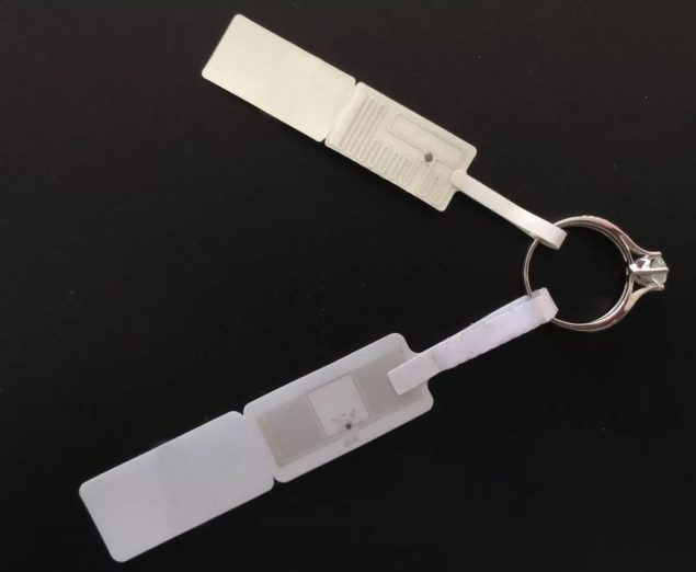 RFID UHF Jewelry Tag (4)